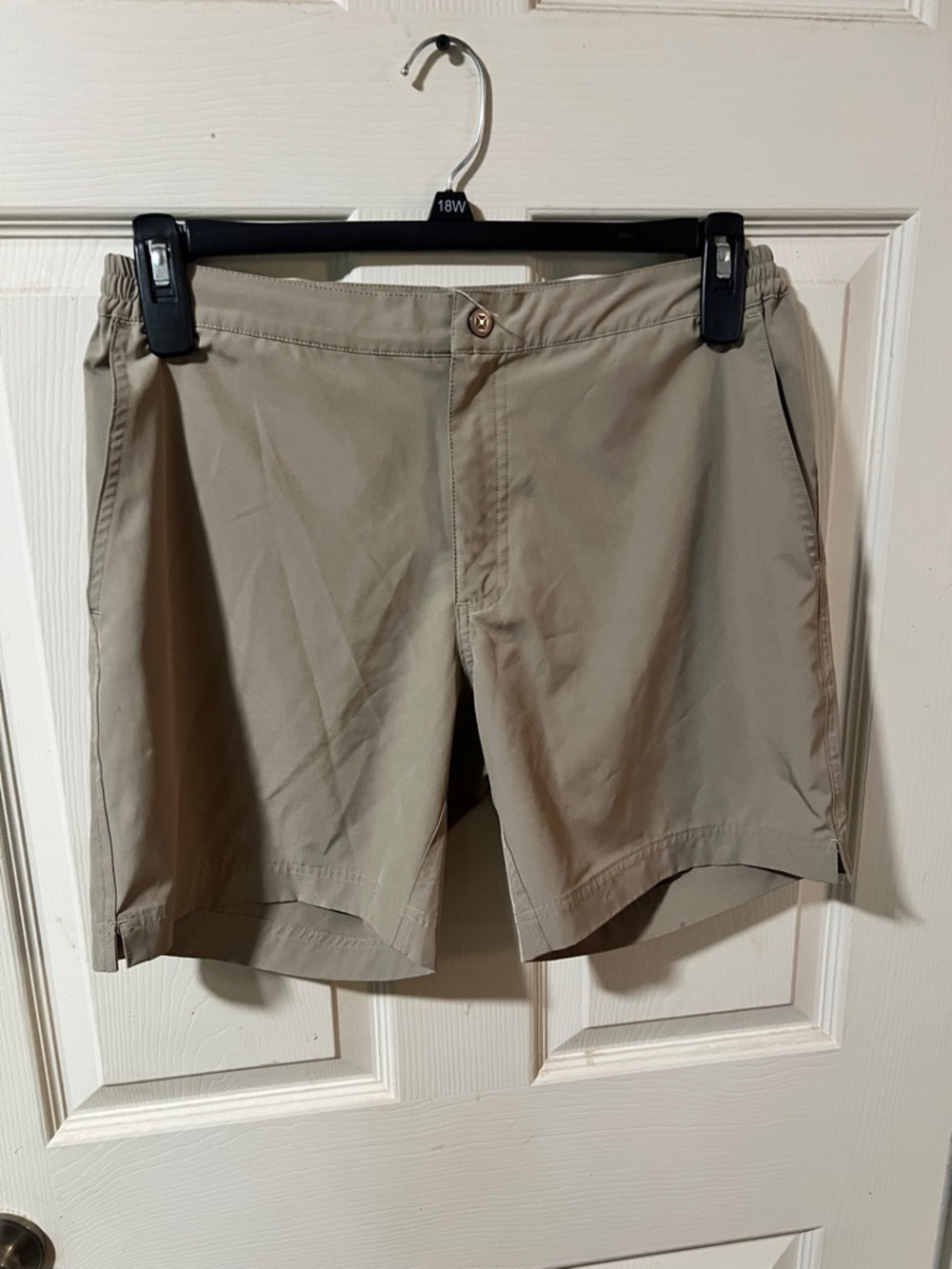 Men's Flat-Front Shorts — Khaki Thousand Miles SZ Sm golf shorts